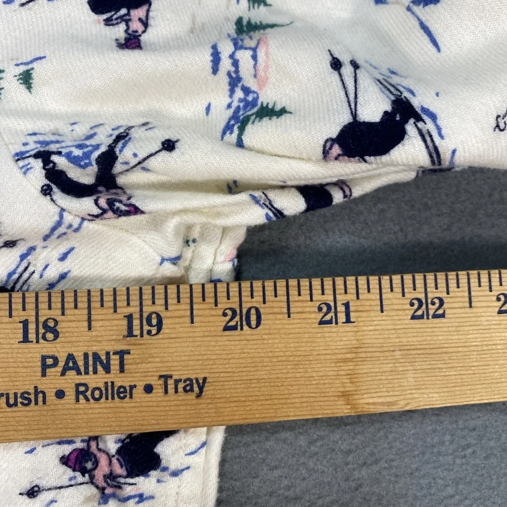 Lands End Women's Flannel Cream Button Down Skier Graphic Small Mountains‎